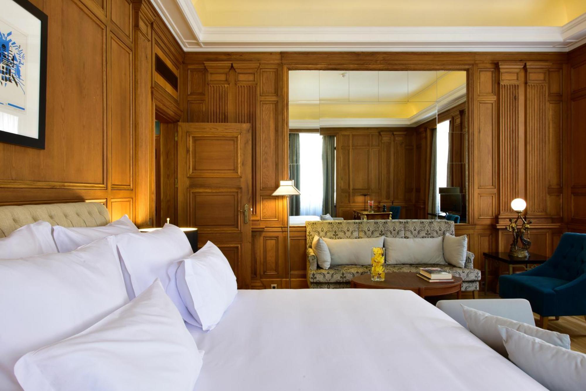 De - Small Luxury Of The World 5* Lisbon